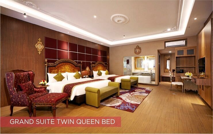 GRAND SUITE
