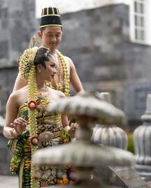 PALAKRAMA ASMARA 7 WEDDING VENUE DI RAMADA SUITES SOLO