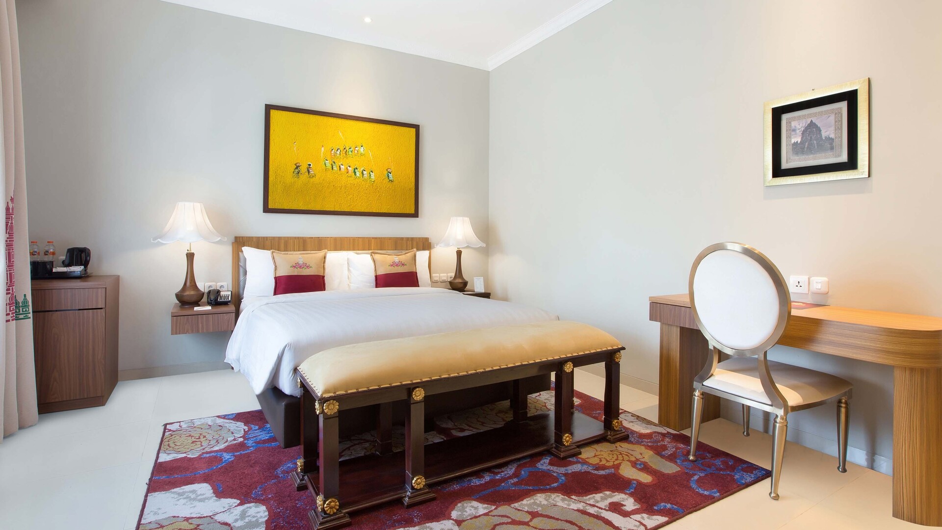 Deluxe Residence Queen Bed