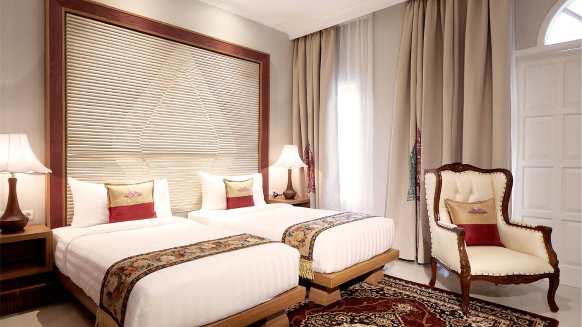Deluxe Residence Twin Bed
