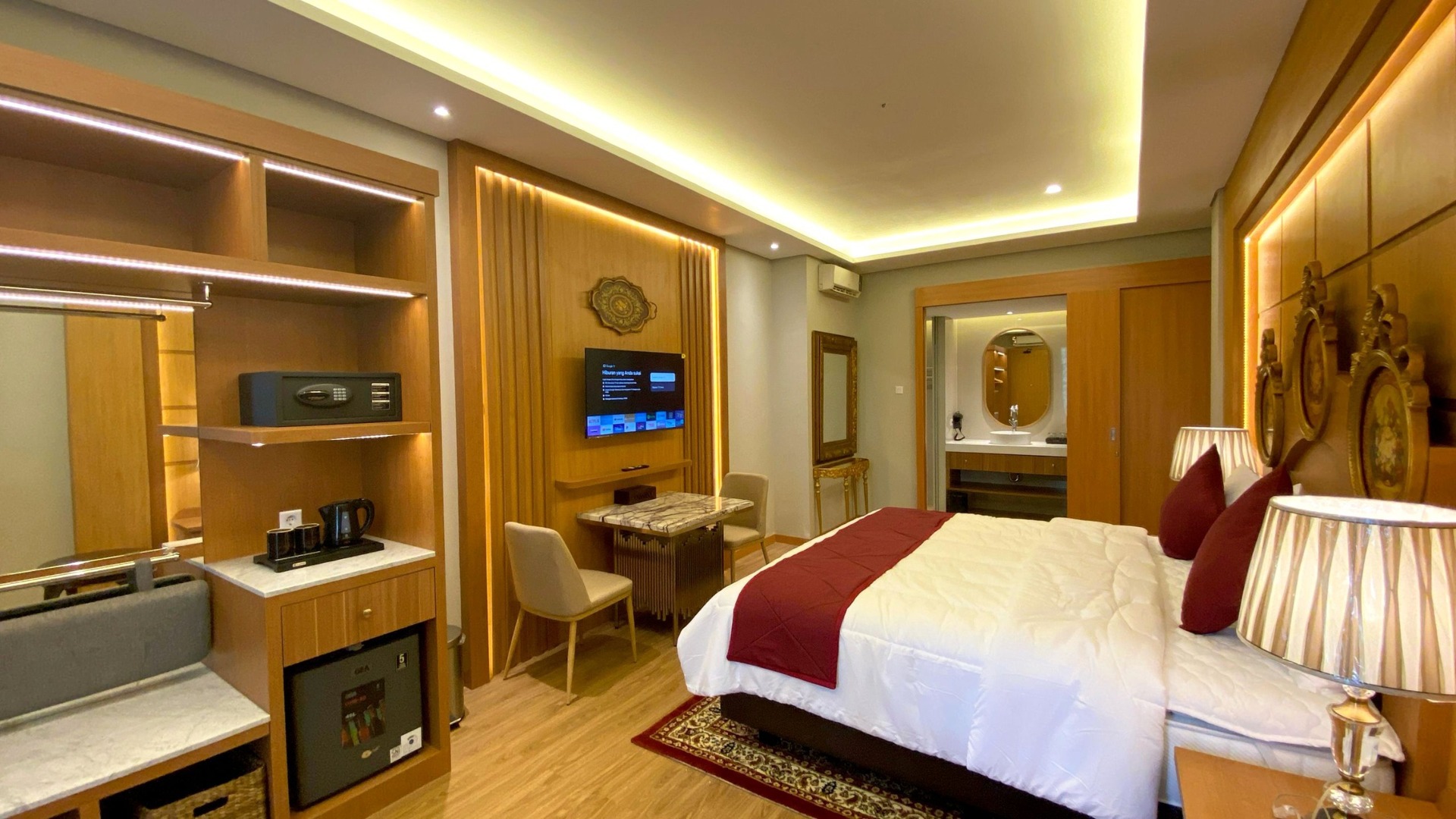 Executive Queen Bed