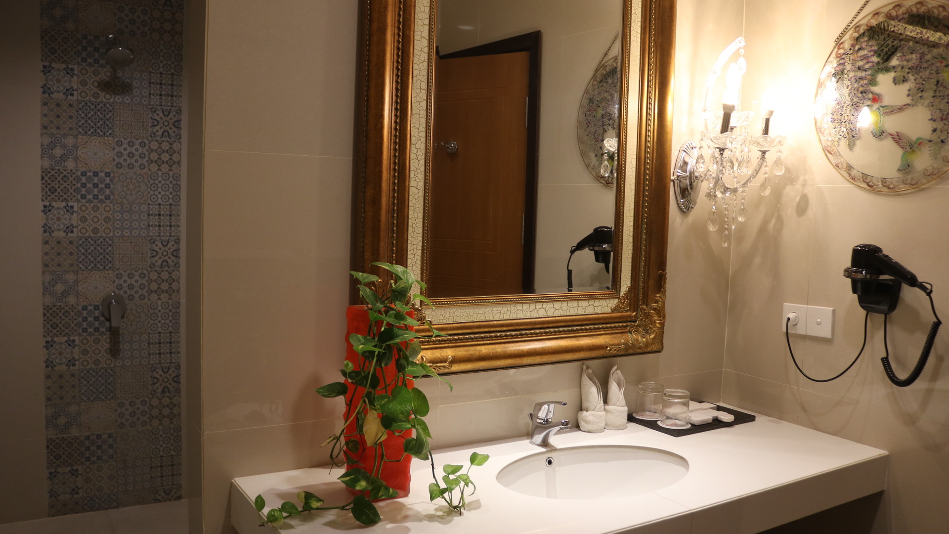 Suite Room